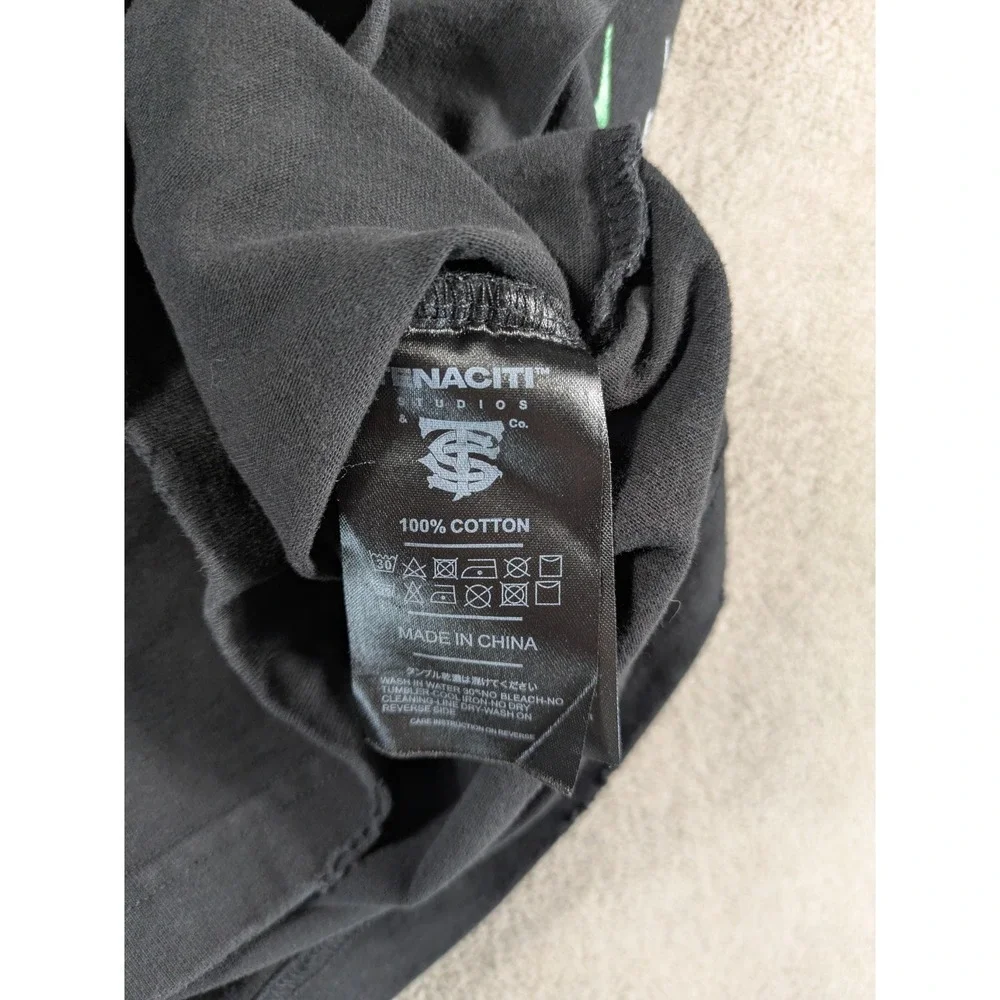 Tenaciti Studios T-Shirt Mens Large Black‎ Ghost Graphic Distressed Streetwear